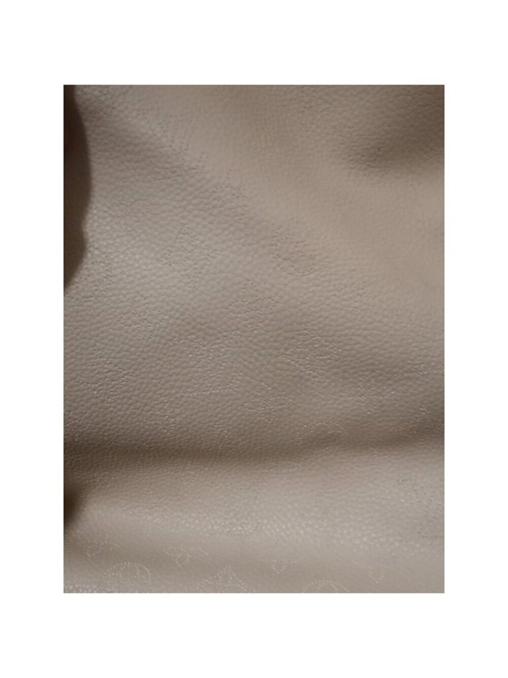 LOUIS VUITTON Paris Carmel Mahina Leather Hobo Bag White Beige - Picture 5 of 12